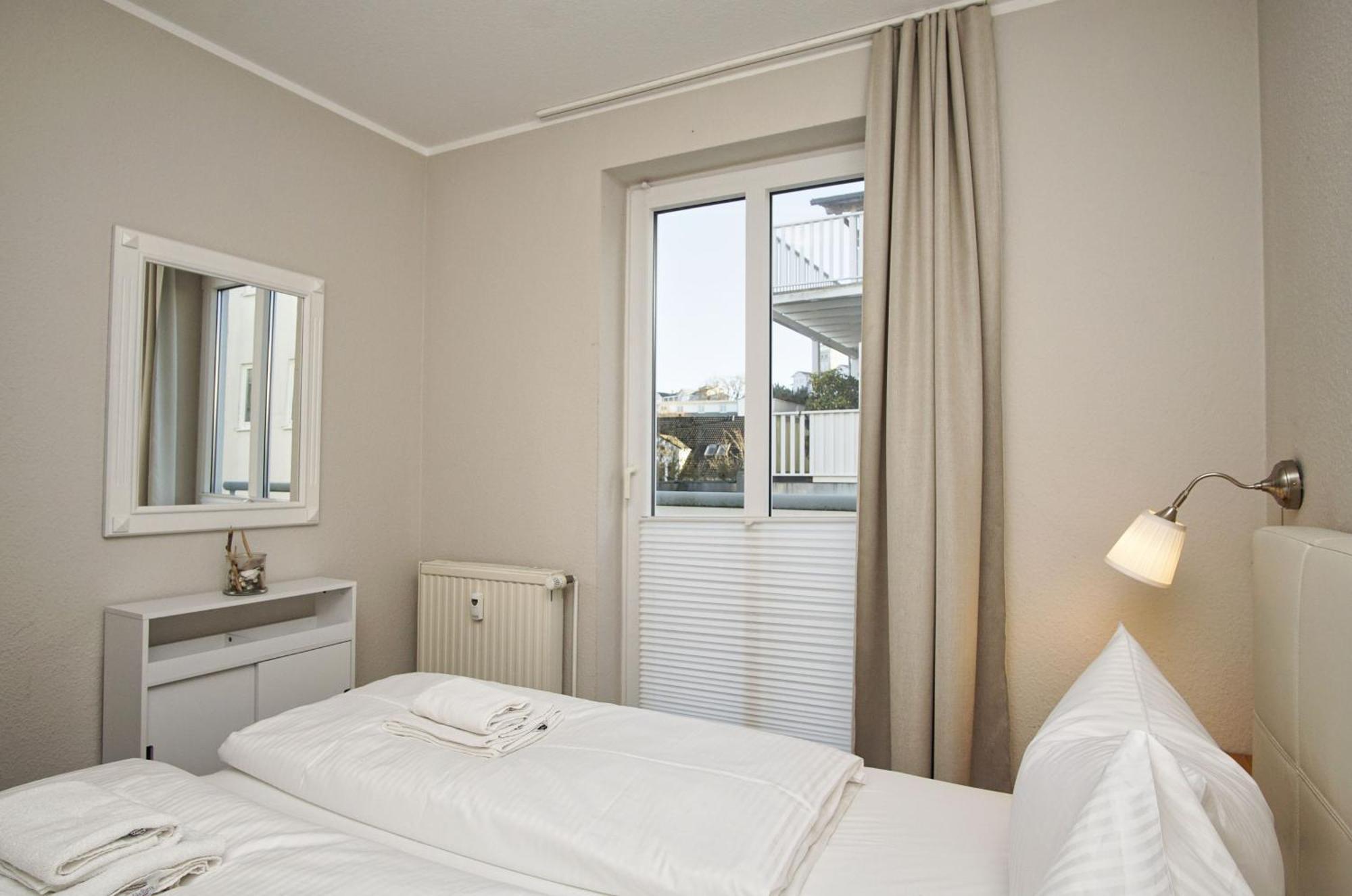 Villa Buskam: Central Apartment with Balcony and Spa Access Goehren  Exterior photo